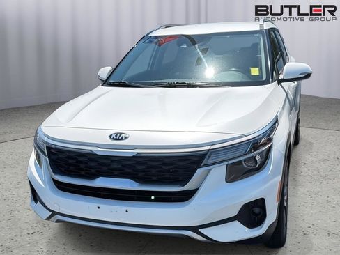 Used 2021 Kia Seltos S AWD/4WD image 3