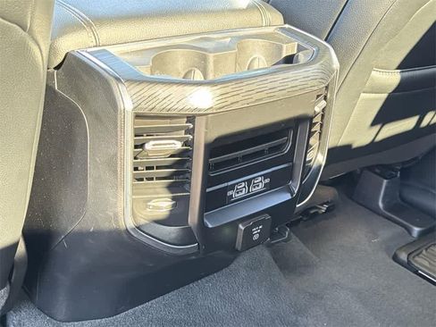 Used 2024 RAM 1500 Laramie image 30