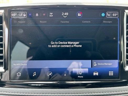 Used 2023 Chrysler Pacifica Limited FWD image 25