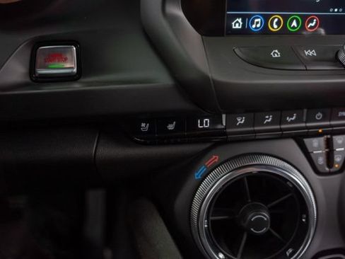 Used 2019 Chevrolet Camaro ZL1 RWD image 23