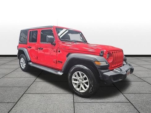 Used 2023 Jeep Wrangler Unlimited Sport AWD/4WD image 3
