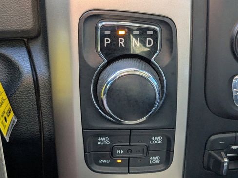 Used 2015 RAM 1500 Big Horn image 25