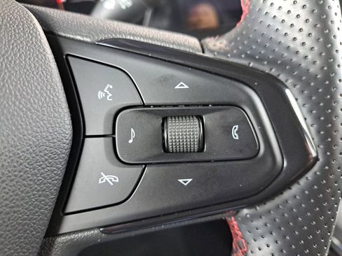 Certified 2024 Chevrolet Trax RS w/ Driver Confidence Package image 34