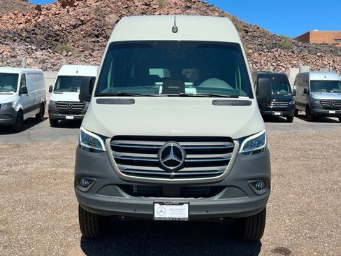 New 2026 Mercedes-Benz Sprinter 2500 image 8