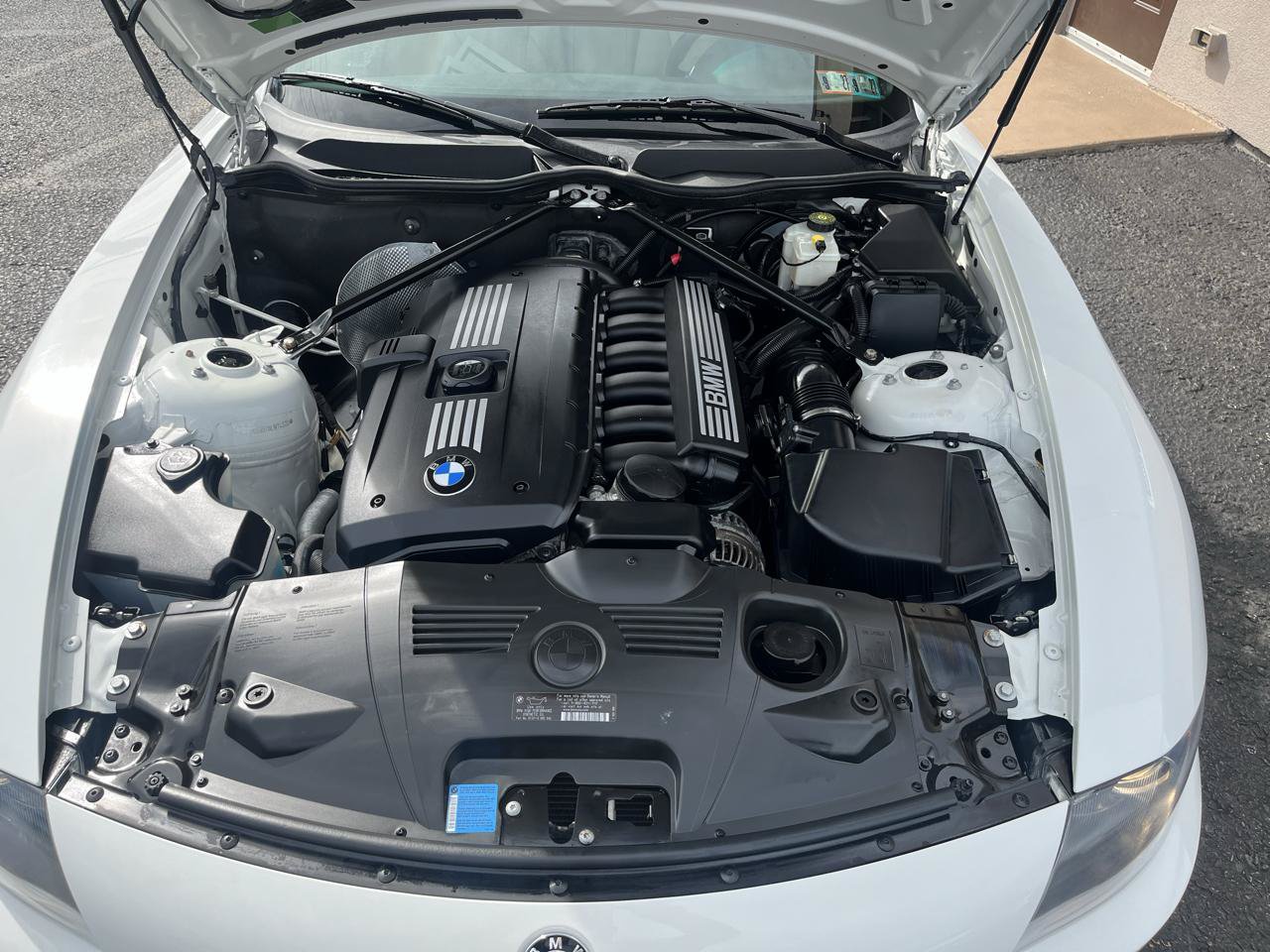 Used 2008 BMW Z4 3.0i RWD image 12
