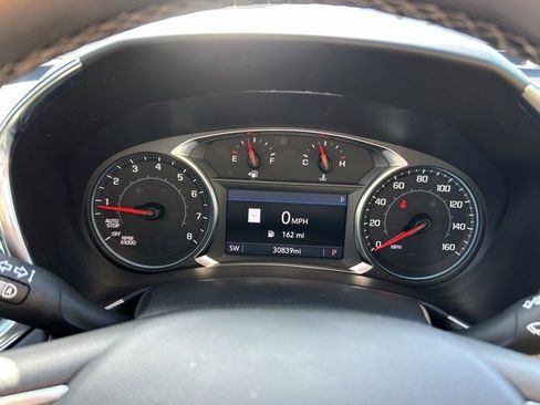 Used 2024 Chevrolet Equinox Premier image 18