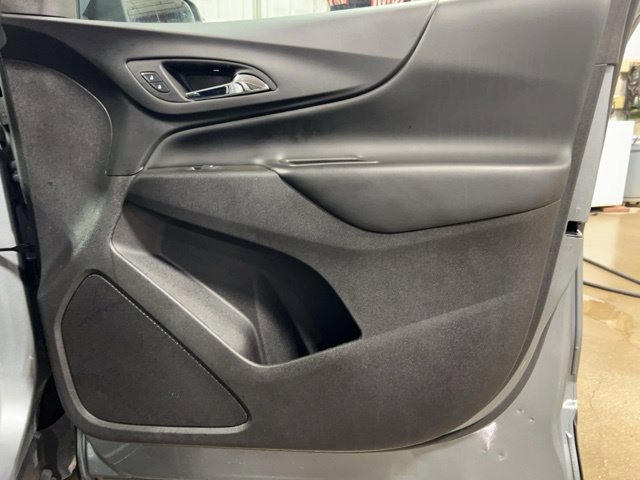 Used 2024 Chevrolet Equinox LT AWD/4WD image 16