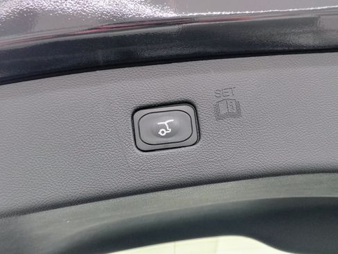 Used 2024 Ford Edge SEL w/ Convenience Package AWD/4WD image 17