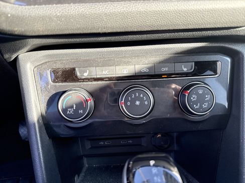 Used 2023 Volkswagen Tiguan S AWD/4WD image 11