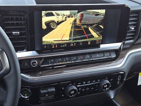 New 2026 Chevrolet Silverado 1500 LT Trail Boss w/ Safety Package image 21