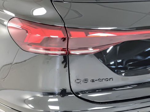 New 2027 Audi Q6 e-tron Premium AWD/4WD image 26