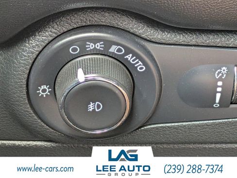 Used 2022 Dodge Durango GT image 21