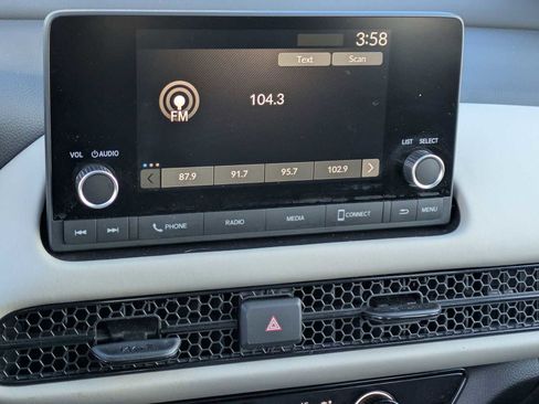 Certified 2024 Honda HR-V LX image 24