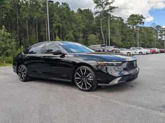 Used 2025 Honda Accord Touring video 2