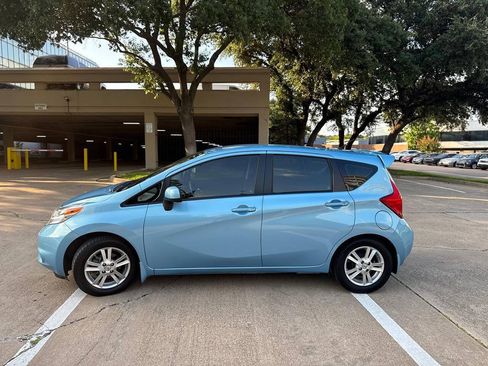 Used 2014 Nissan Versa Note SV w/ Sport Value Package FWD image 3