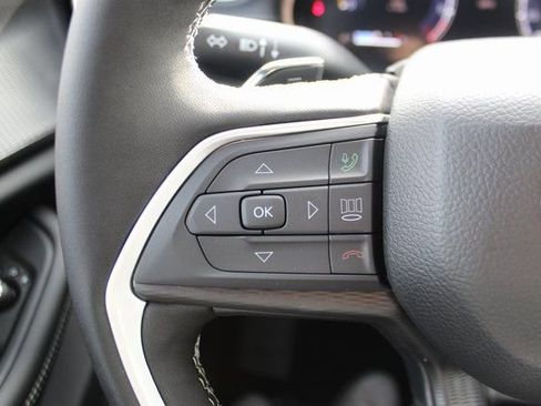 New 2025 Jeep Grand Cherokee Laredo X w/ Luxury Tech Group I image 13