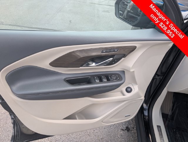 Used 2023 GMC Terrain Denali AWD/4WD image 15