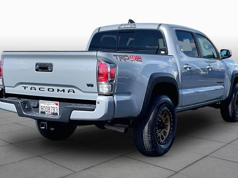 Used 2021 Toyota Tacoma TRD Off-Road w/ Technology Package AWD/4WD image 12
