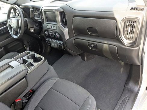 Used 2022 Chevrolet Silverado 1500 Custom image 20