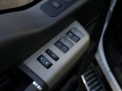 Used 2014 Ford F350 Lariat w/ Lariat Ultimate Package image 26