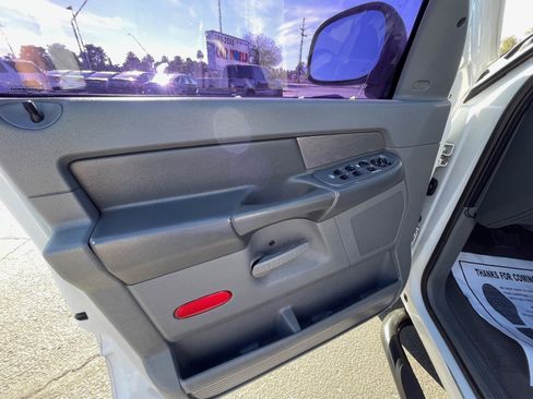 Used 2006 Dodge Ram 1500 Truck ST w/ V6 Value Group RWD image 12