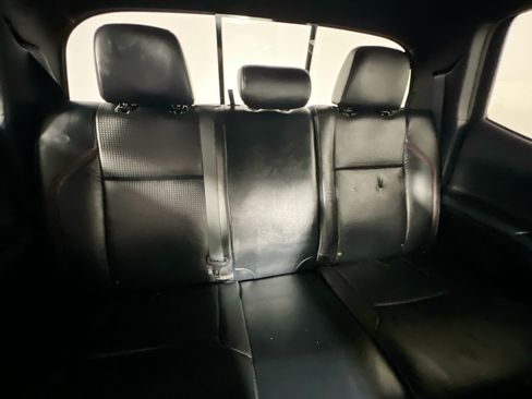Used 2019 Toyota Tacoma TRD Pro AWD/4WD image 33