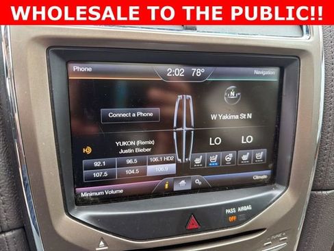 Used 2013 Lincoln MKX Base image 14