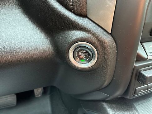 Used 2019 Chevrolet Silverado 1500 LTZ w/ LTZ Premium Package AWD/4WD image 26