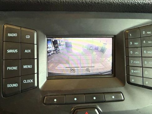 Used 2016 Ford Expedition XLT image 14