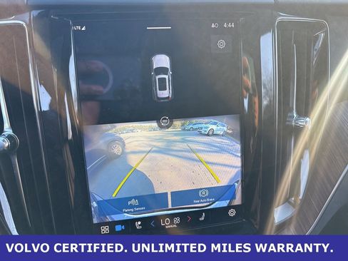 Certified 2023 Volvo XC60 B5 Plus image 19