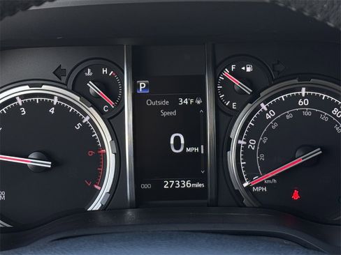 Used 2021 Toyota 4Runner TRD Off-Road image 16