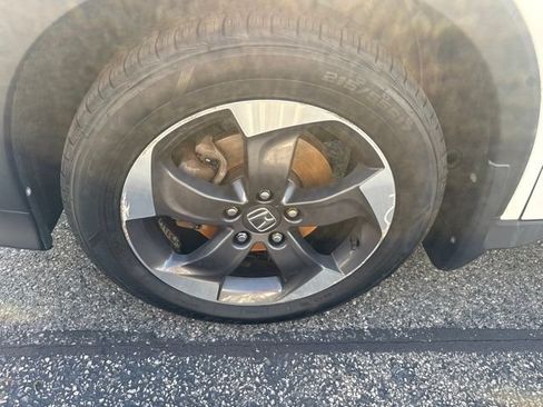Used 2018 Honda HR-V EX image 4