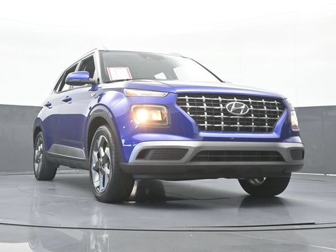 Used 2022 Hyundai Venue SEL FWD image 56