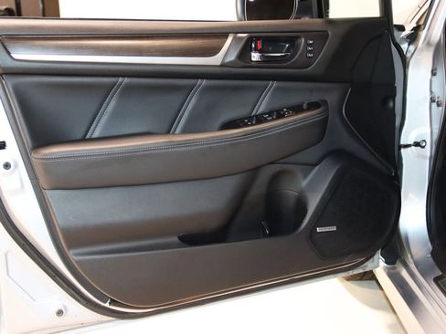 Used 2019 Subaru Legacy 2.5i Limited AWD/4WD image 33