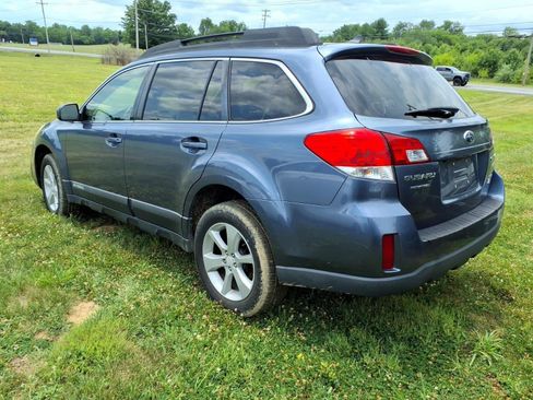 Used 2014 Subaru Outback 2.5i Premium w/ Moonroof Package AWD/4WD image 4