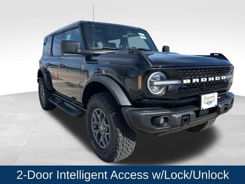 New 2025 Ford Bronco Badlands image 8