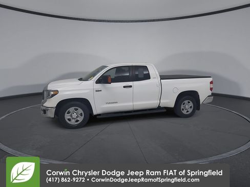 Used 2019 Toyota Tundra SR5 AWD/4WD image 8
