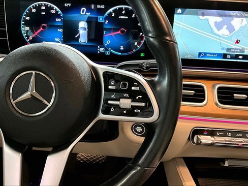 Used 2021 Mercedes-Benz GLE 350 4MATIC image 25