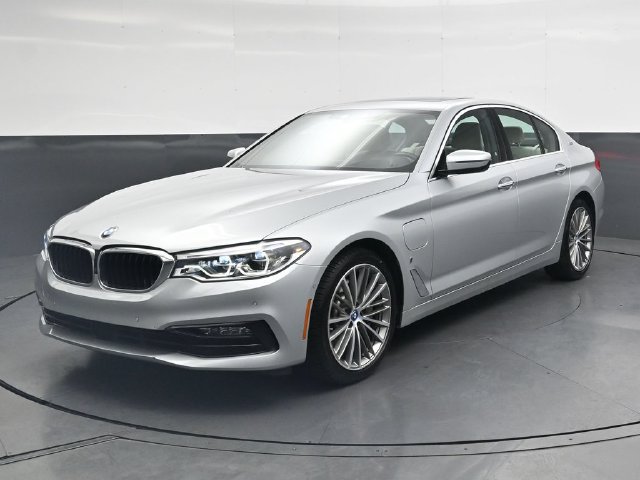 Used 2018 BMW 530e RWD image 9