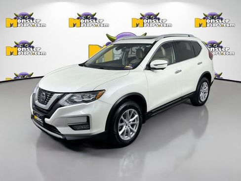 Used 2019 Nissan Rogue S image 1