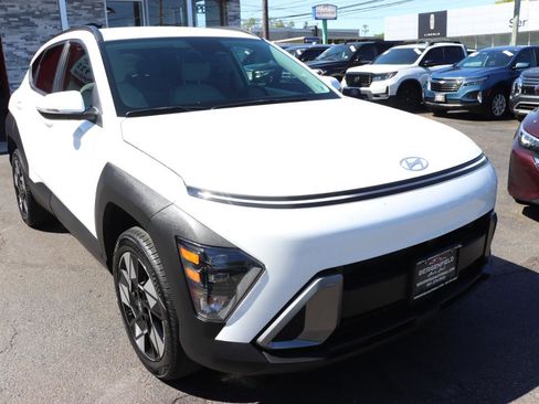 Used 2024 Hyundai Kona SEL AWD/4WD image 7