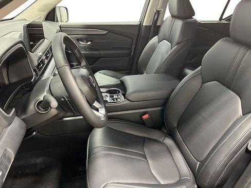 New 2026 Honda Pilot Touring image 11