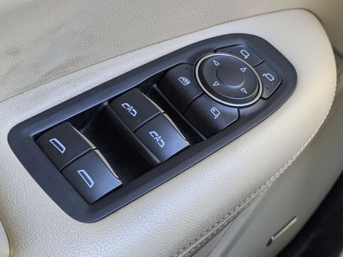 Used 2019 Cadillac XT5 Luxury image 29