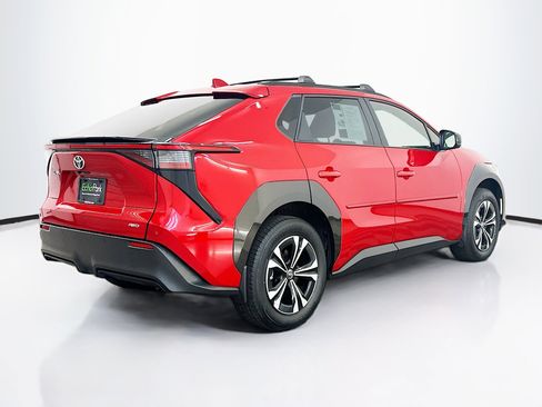 Used 2023 Toyota bZ4X XLE w/ Weather Package AWD/4WD image 9