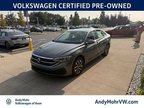 Used 2024 Volkswagen Jetta S FWD image 3