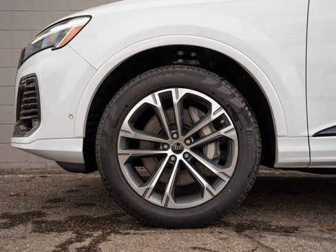 New 2026 Audi Q7 3.0T Premium image 7