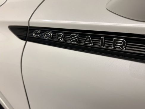 New 2026 Lincoln Corsair Reserve w/ Jet Appearance Package image 39