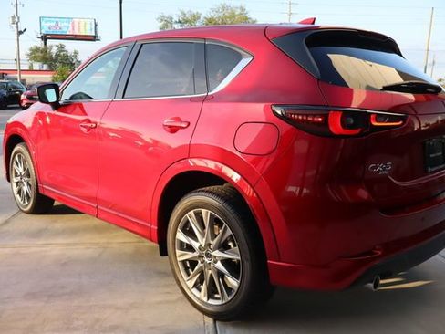 Used 2025 MAZDA CX-5 AWD 2.5 S w/ Premium Plus Pkg image 6