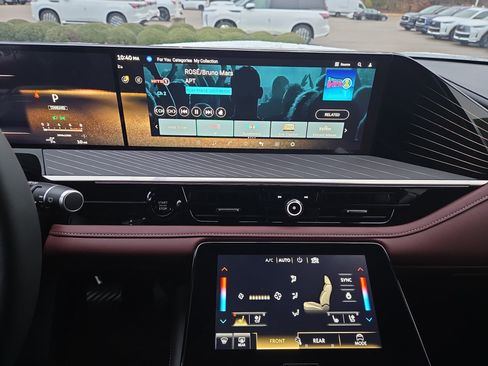 New 2026 INFINITI QX80 Autograph w/ Premium Cargo Package image 10