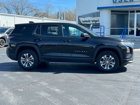 Used 2026 Chevrolet Equinox LT AWD/4WD image 42